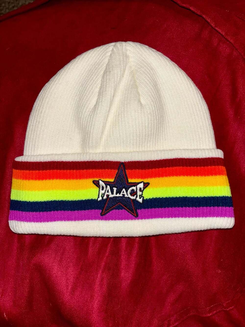 PALACE Rainbow Beanie White FW21. NWOT